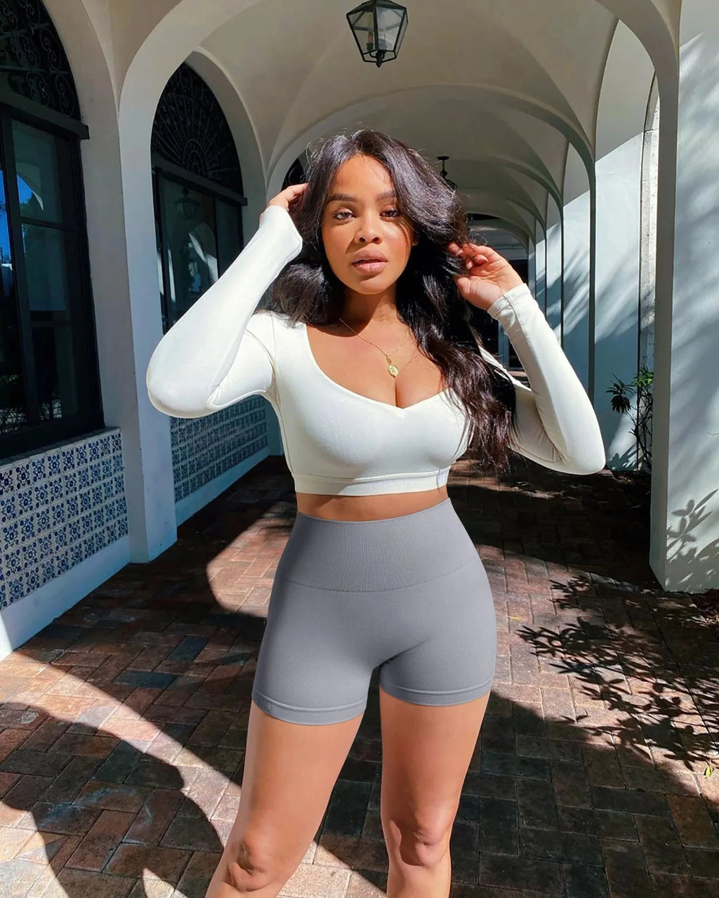 New Fashion Summer Seamless High-waisted Hip Lift No Awkward Line Yoga Sports Shorts for Women